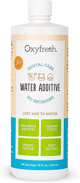 Photo of a bottle of Oxyfresh Premium Pet Dental Care Solution Pet Water Additive